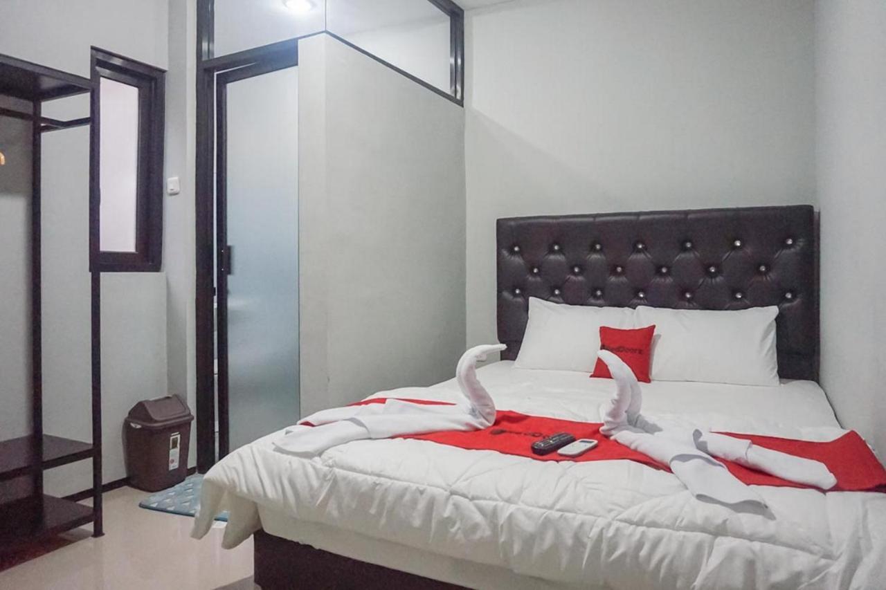Reddoorz Plus @ Kalpataru Malang Exterior foto